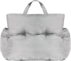 Studio Proud - Honden Autostoel - Zeer Luxe Hondenmand Voor In De Auto - Comfortabel Honden Automand - Beige Kleurige En Zeer Makkelijk Schoon Te Maken - Veilig Auto Bench Voor Puppy En/of Hond -Huisdierbenodigdheden 1200x1030