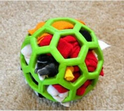 JW HOL-EE ROLLER Medium – Hondenbal Rubber – 11,5 Cm -Huisdierbenodigdheden 1200x1075 5