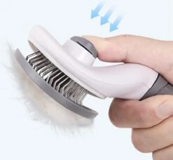 Kattenborstel - Hondenborstel - Pluizenverwijderaar - Haarverwijderaar Voor Huisdieren - Hondenkam - Kattenkam - Huisdierhaar Verwijderaar - Ontpluizer - Kattenhaar & Hondenhaar Verwijderaar - Voor Langharig & Kortharig - Grijs -Huisdierbenodigdheden 1200x1109 1