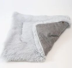 Reayou Kattenmand - Kattenkussen - Kattenbed Hondenkussen - Hondenmand - Grijs- 51 X 61 Cm 23 Reayou Kattenmand - Kattenkussen - Kattenbed Hondenkussen - Hondenmand - Grijs- 51 X 61 Cm -Huisdierbenodigdheden 1200x1129 8