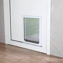 Trixie 2-Weg Hondenluik Wit - S-M 30 X 36 CM -Huisdierbenodigdheden 1200x1198 31