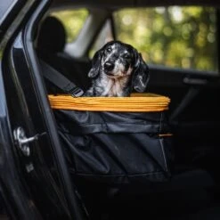 Kurgo - Skybox Booster Seat - Black/Orange - Hondenstoeltje - Hoogzitter Om Naar Buiten Te Kijken -Huisdierbenodigdheden 1200x1200 1074