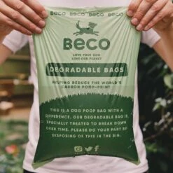 Beco Poop Bags - Hondenpoepzakjes Op Rol 300 Stuks - Groot En Sterk - Beco Pets - 300 Stuks -Huisdierbenodigdheden 1200x1200 1094