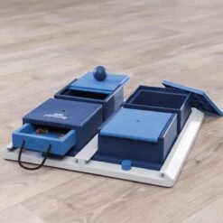 Trixie Dog Activity Poker Box 1 - 31X31 CM -Huisdierbenodigdheden 1200x1200 2186