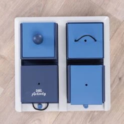 Trixie Dog Activity Poker Box 1 - 31X31 CM -Huisdierbenodigdheden 1200x1200 2190