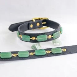 Merkloos Hondenhalsband Met Edelstenen - Avonturijn - Maat L - Kalmerend - Leer - Luxe Band