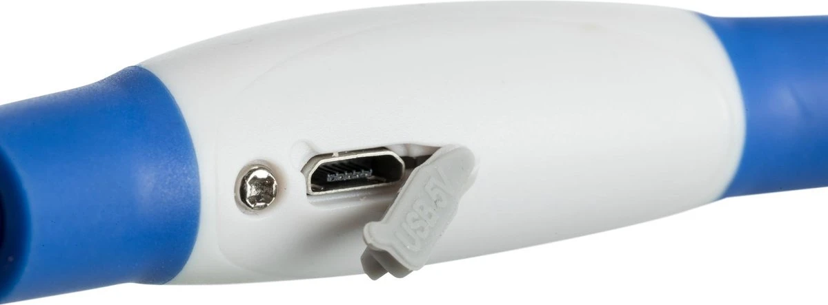 Trixie Halsband Usb Flash Light Lichtgevend Oplaadbaar Tpu Blauw - 40X0.8 CM 4 Trixie Halsband Usb Flash Light Lichtgevend Oplaadbaar Tpu Blauw - 40X0.8 CM - Afbeelding 4
