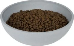 District 70 BAMBOO - Design Bamboe Voerbak Voor Honden - Merengue, Ice Blauw En Donkergrijs - S / M / L - Kleur: Merengue, Maat: Medium ⌀ 17,5 Cm (1000 ML) -Huisdierbenodigdheden 1200x745