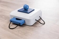 Trixie Dogtoy Dog Activity Strategy Game Gamble Box - Piepend Speelgoed - 15cm X 15cm X 9cm - Zwart/rood/oranje -Huisdierbenodigdheden 1200x800 167