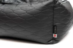 Bella Black - Autostoel Voor Hond - 50x50cm - Wasbaar - Hondenmand Auto - Handgemaakt -Huisdierbenodigdheden 1200x800 45