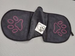 N4dogs – Hondenhanddoek – Honden Handdoek – Microvezel Handdoek – Handdoek Hond – Droogdoek Hond – Dierendeken – Sterk Absorberend – Handdoek Met Zakken - Zwart - 66 X 23 Cm -Huisdierbenodigdheden 1200x900 8