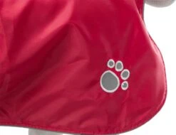 Trixie Hondenjas Gevoerd En Waterafstotend - Kleur: Rood - Nekomvang: 34-42 Cm Buikomvang: 38-50 Cm Ruglengte: 35 Cm -Huisdierbenodigdheden 1200x922 8