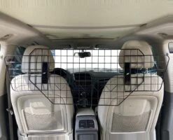 Verstelbaar Hondenrek Voor Auto - Veiligheidsrek - Autorek Hond - Kofferbak - Achterbank - Bagagerek - Universeel - Zwaart