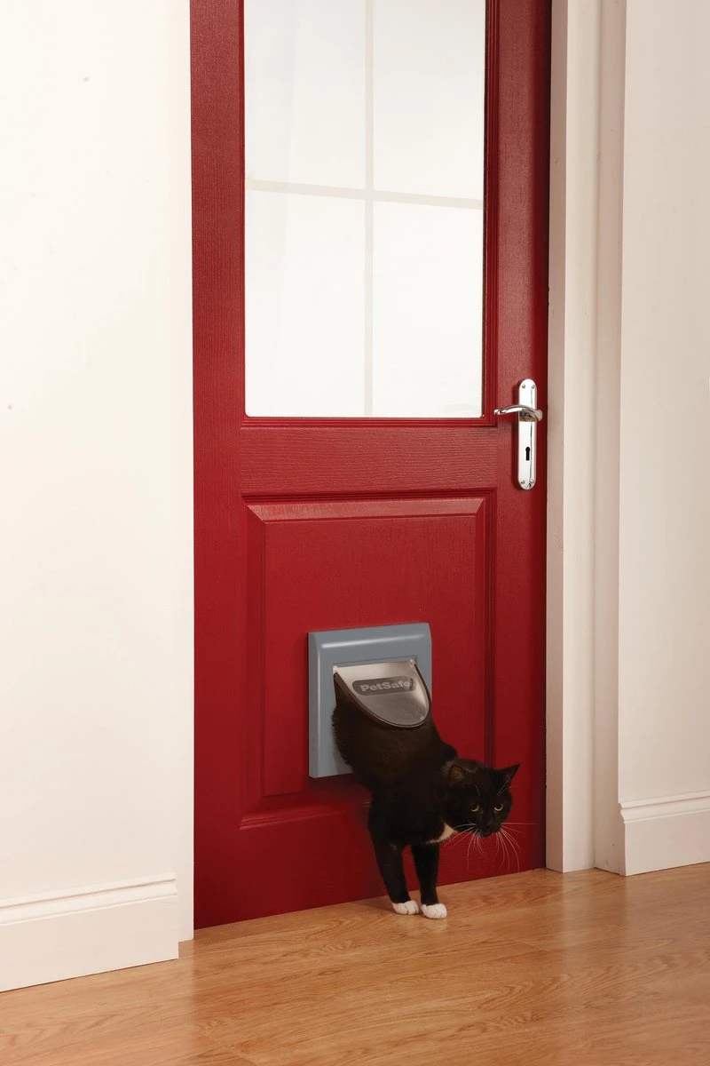 PetSafe Staywell Classic Manual 4-Way Locking Cat Flap - Grijs W/tunnel 3 PetSafe Staywell Classic Manual 4-Way Locking Cat Flap - Grijs W/tunnel - Afbeelding 3