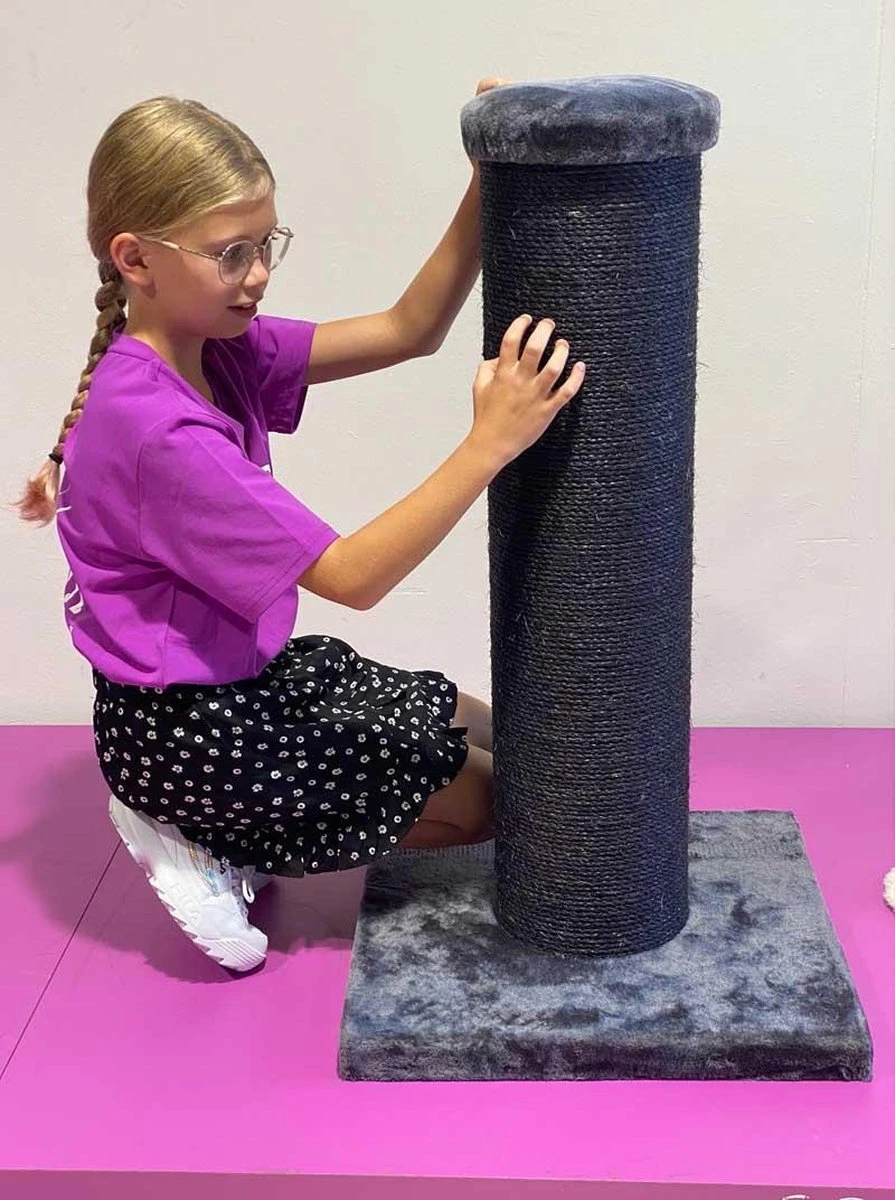 Petrebels Savannah 86 Krabpaal - Pepper - 20 Cm Stam - Zwaar En Stabiel 9 Petrebels Savannah 86 Krabpaal - Pepper - 20 Cm Stam - Zwaar En Stabiel - Afbeelding 9